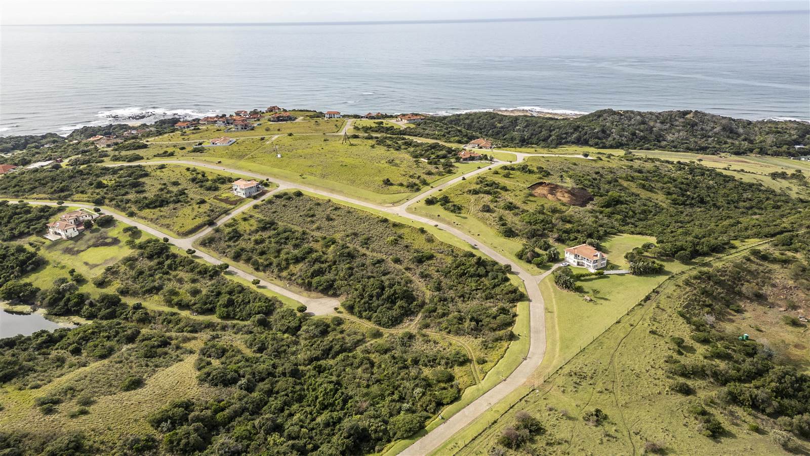 1139 m² Land available in Khamanga Bay photo number 5