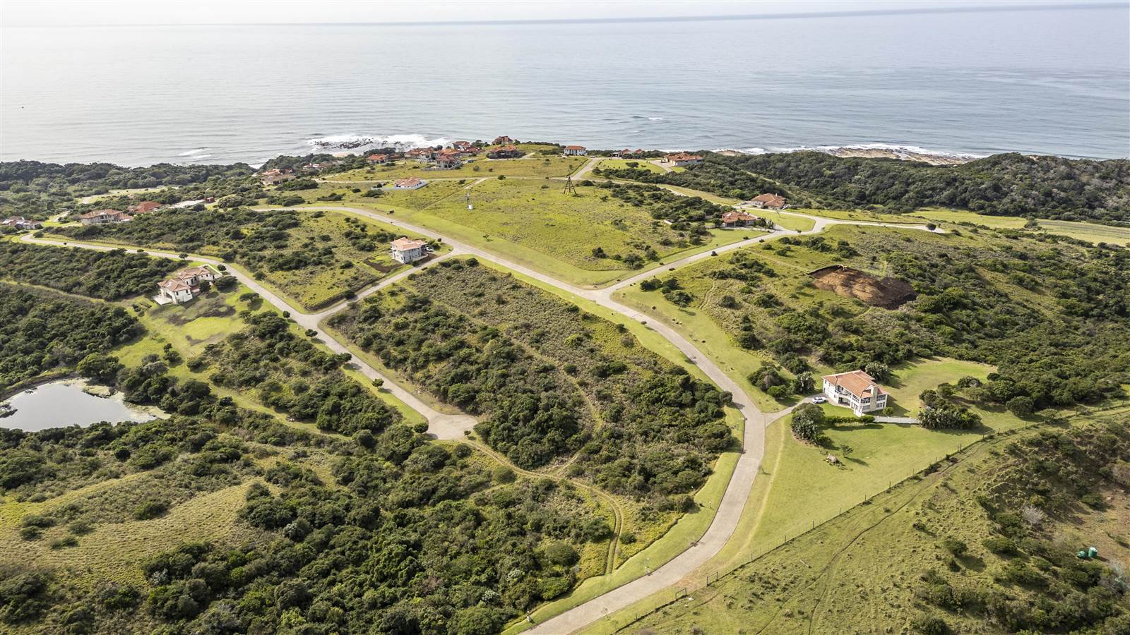 1139 m² Land available in Khamanga Bay photo number 2