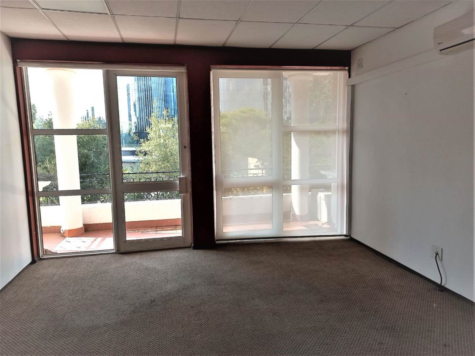 710  m² Commercial space in Inanda photo number 9