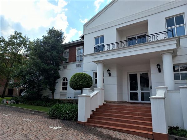 710  m² Commercial space in Inanda