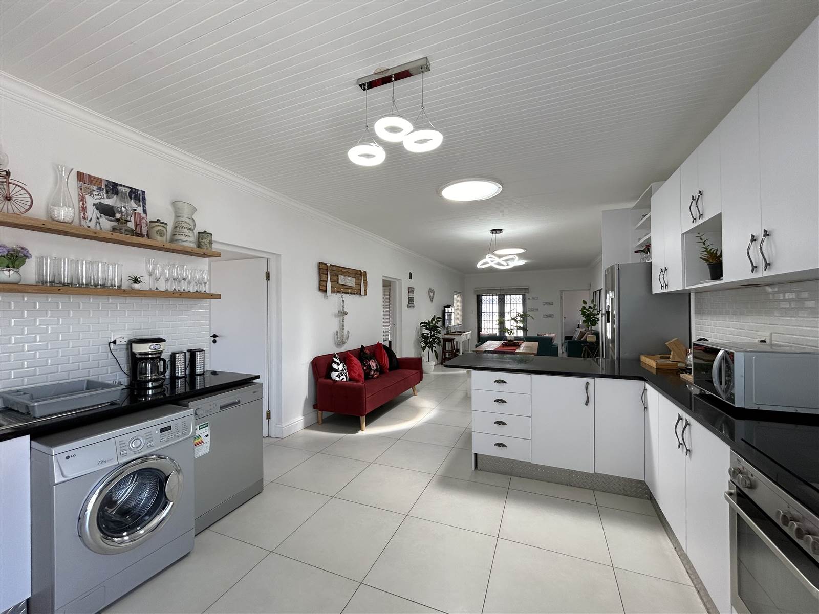 4 Bed House in Paternoster photo number 6