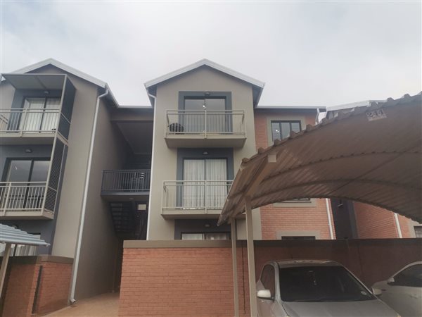 3 Bedroom Apartment 3 Bedroom Apartment