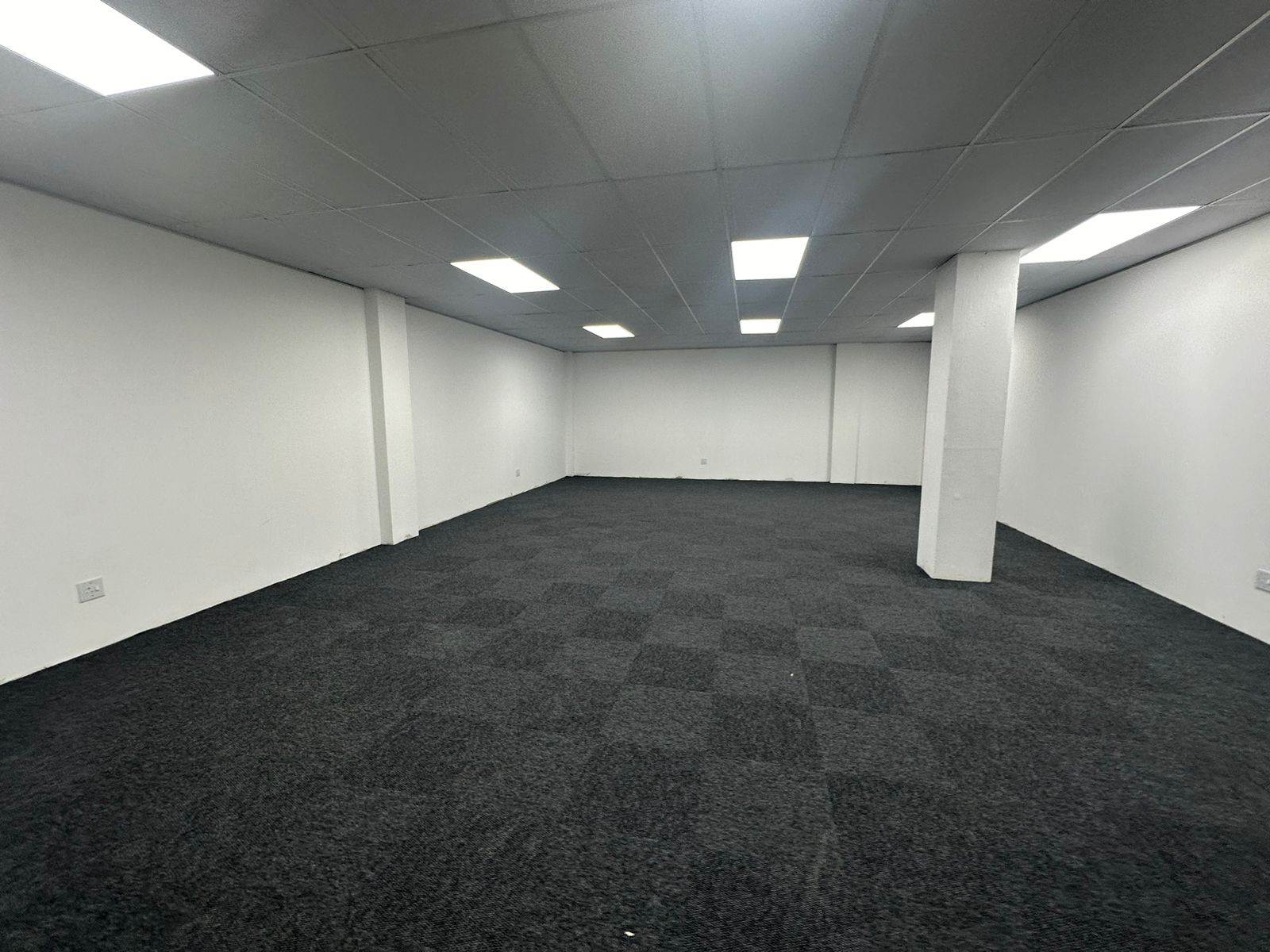 86  m² Commercial space in New Redruth photo number 13