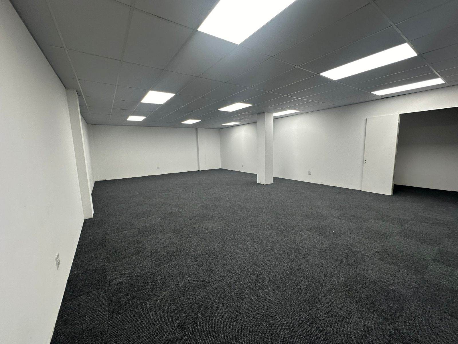 86  m² Commercial space in New Redruth photo number 10