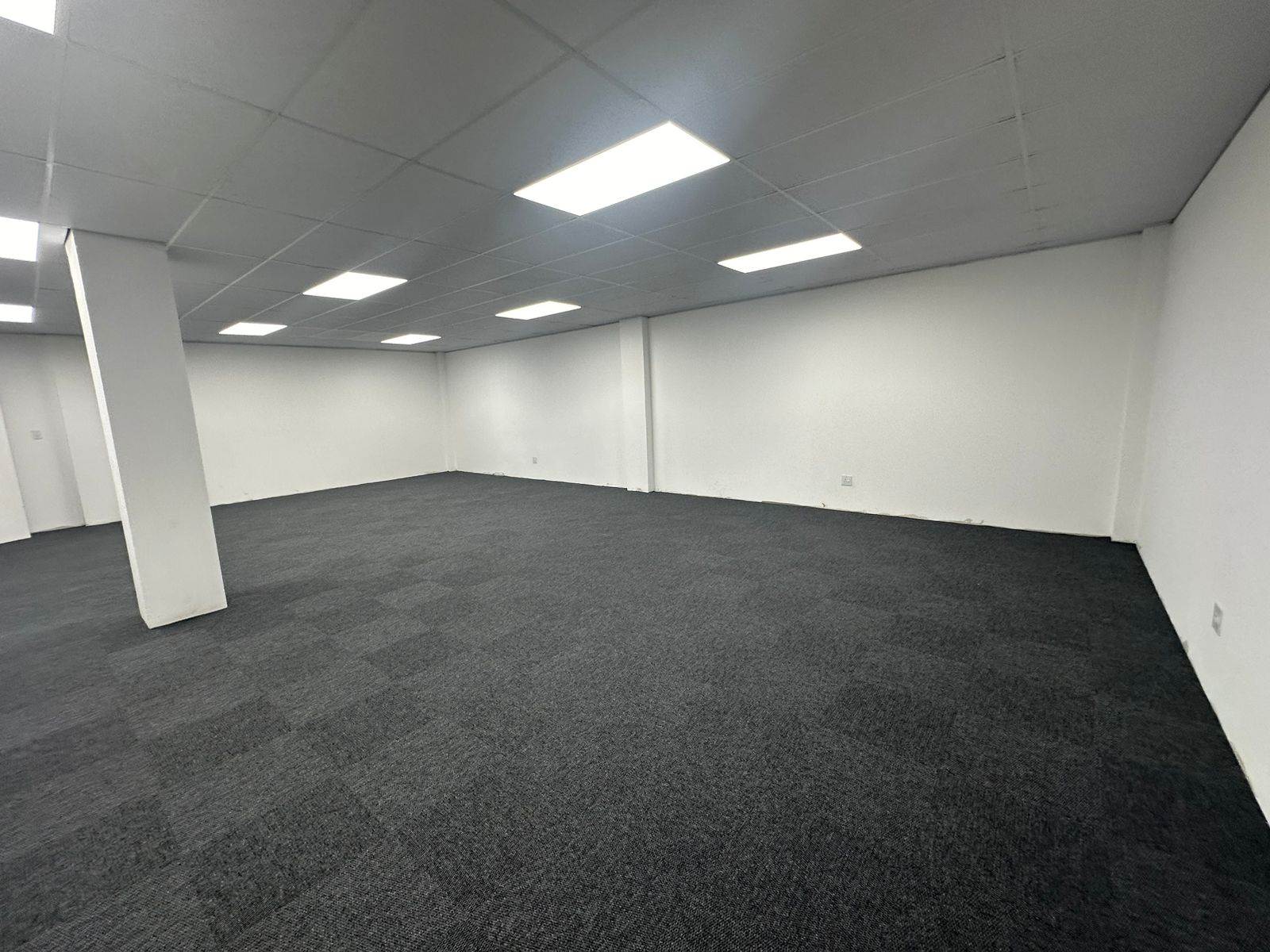 86  m² Commercial space in New Redruth photo number 5