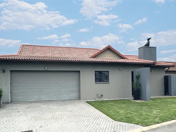 3 Bedroom House 3 Bedroom House