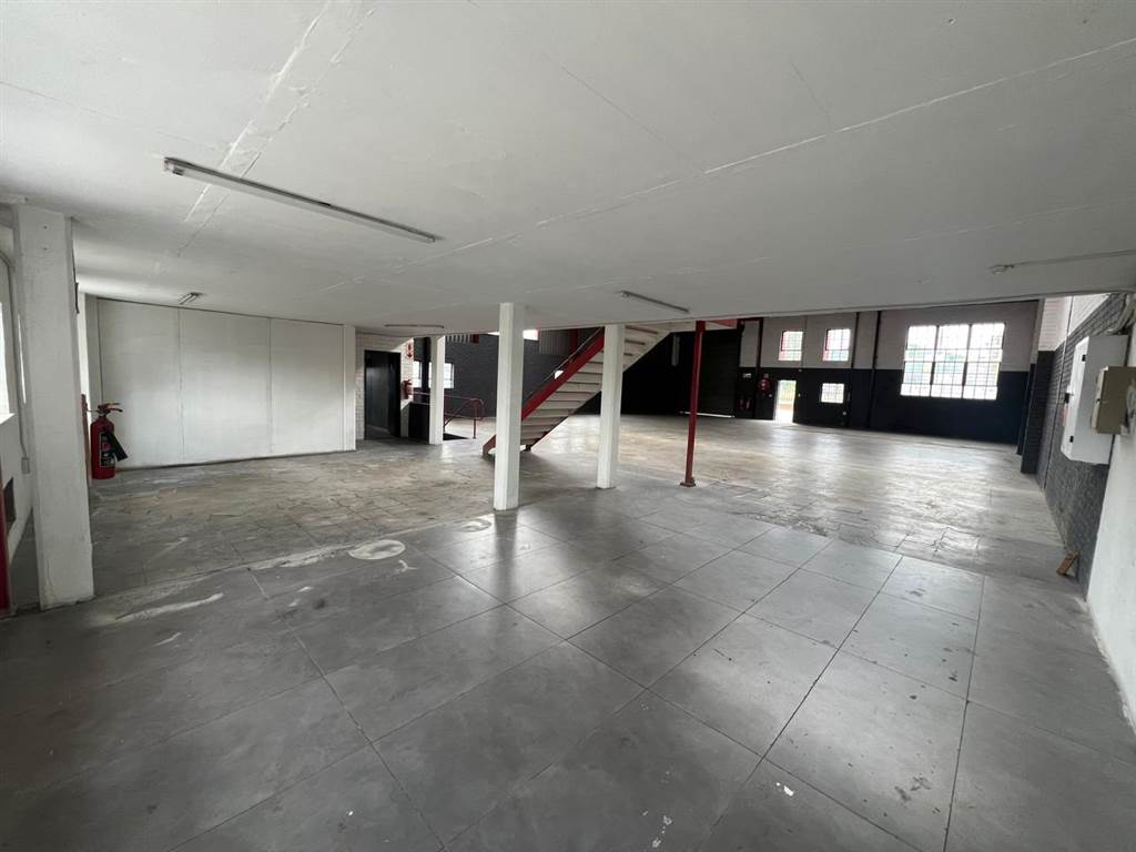 491  m² Industrial space in Strydompark photo number 6