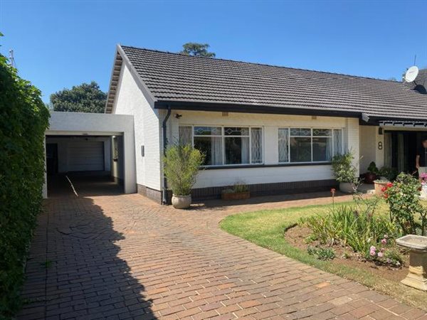 3 Bed House in Elma Park
