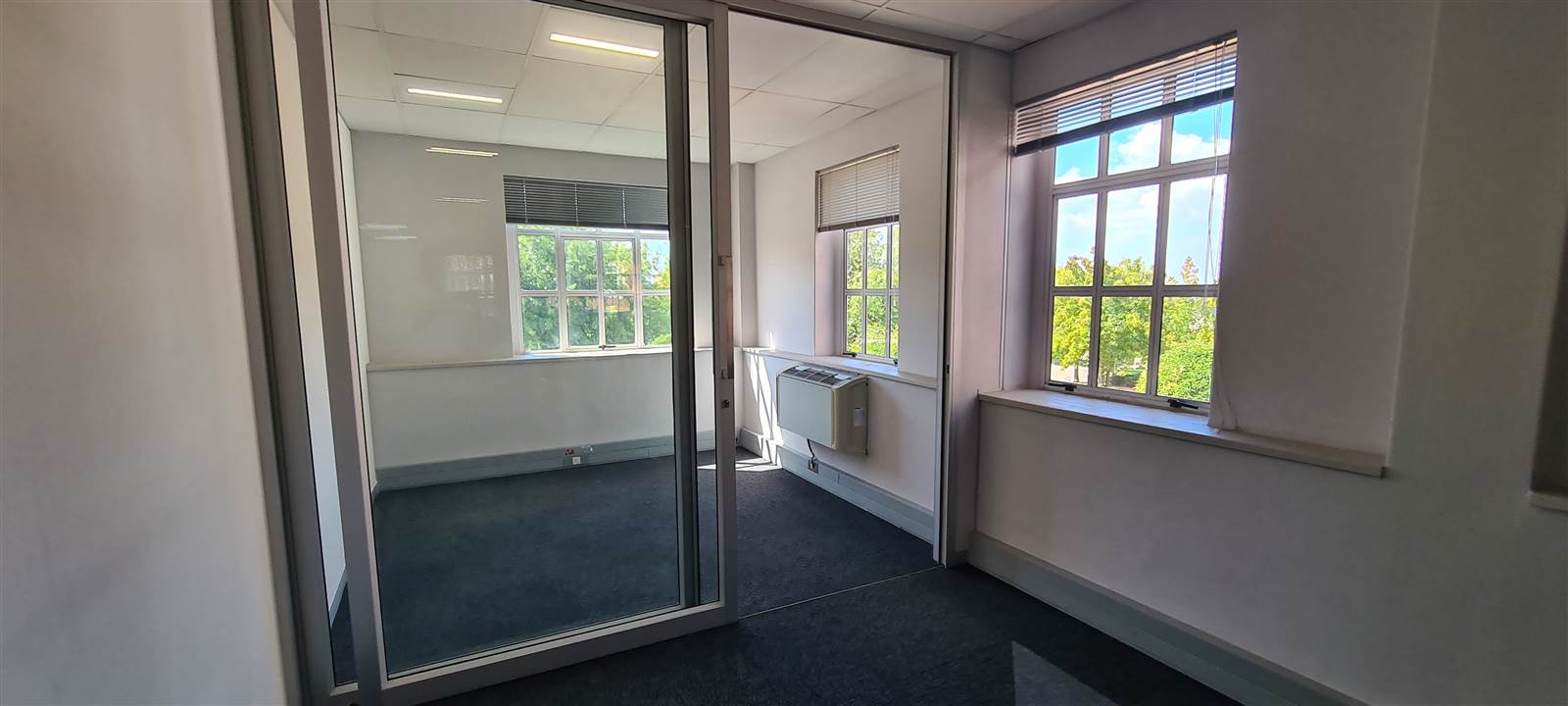 283  m² Commercial space in Bryanston photo number 11