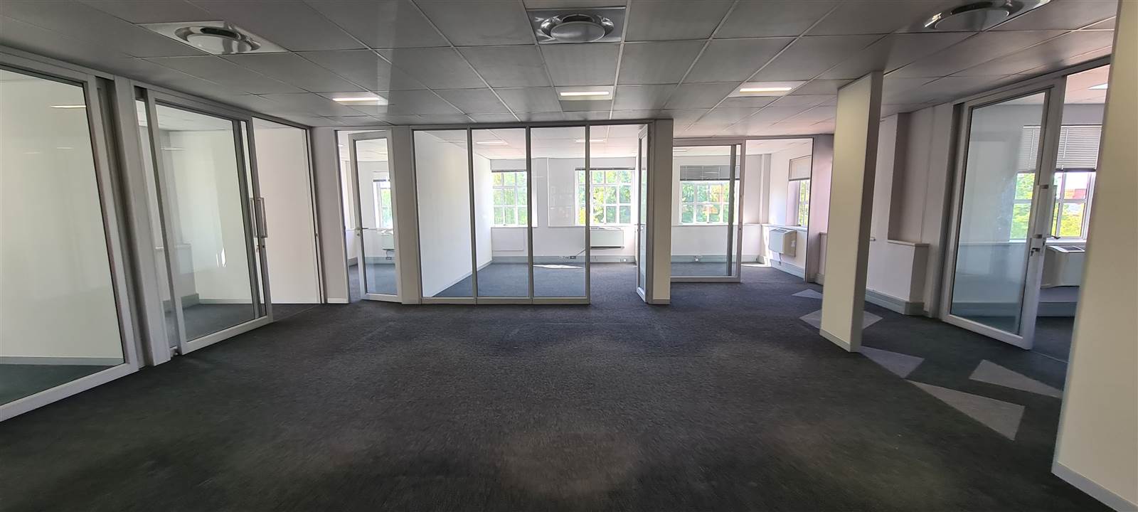 283  m² Commercial space in Bryanston photo number 16