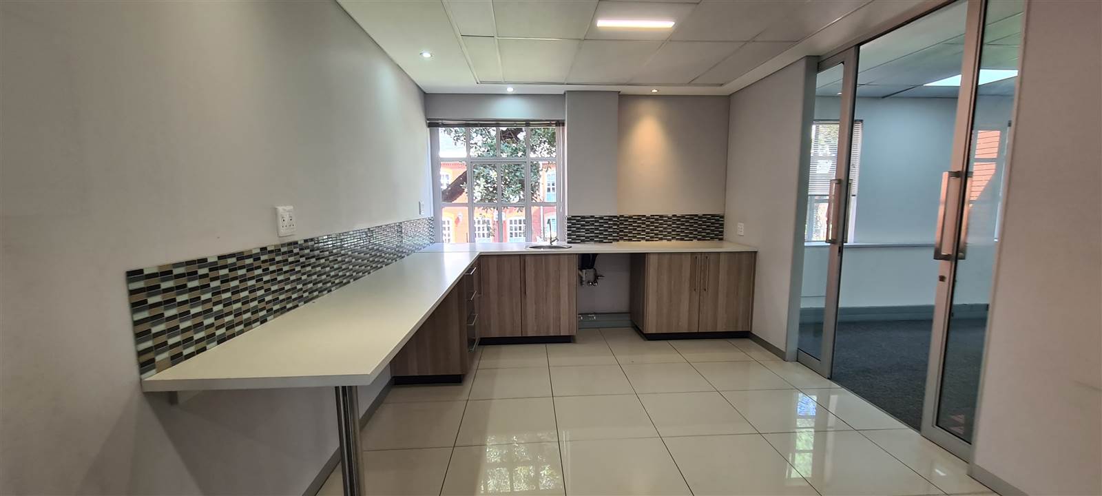 283  m² Commercial space in Bryanston photo number 20