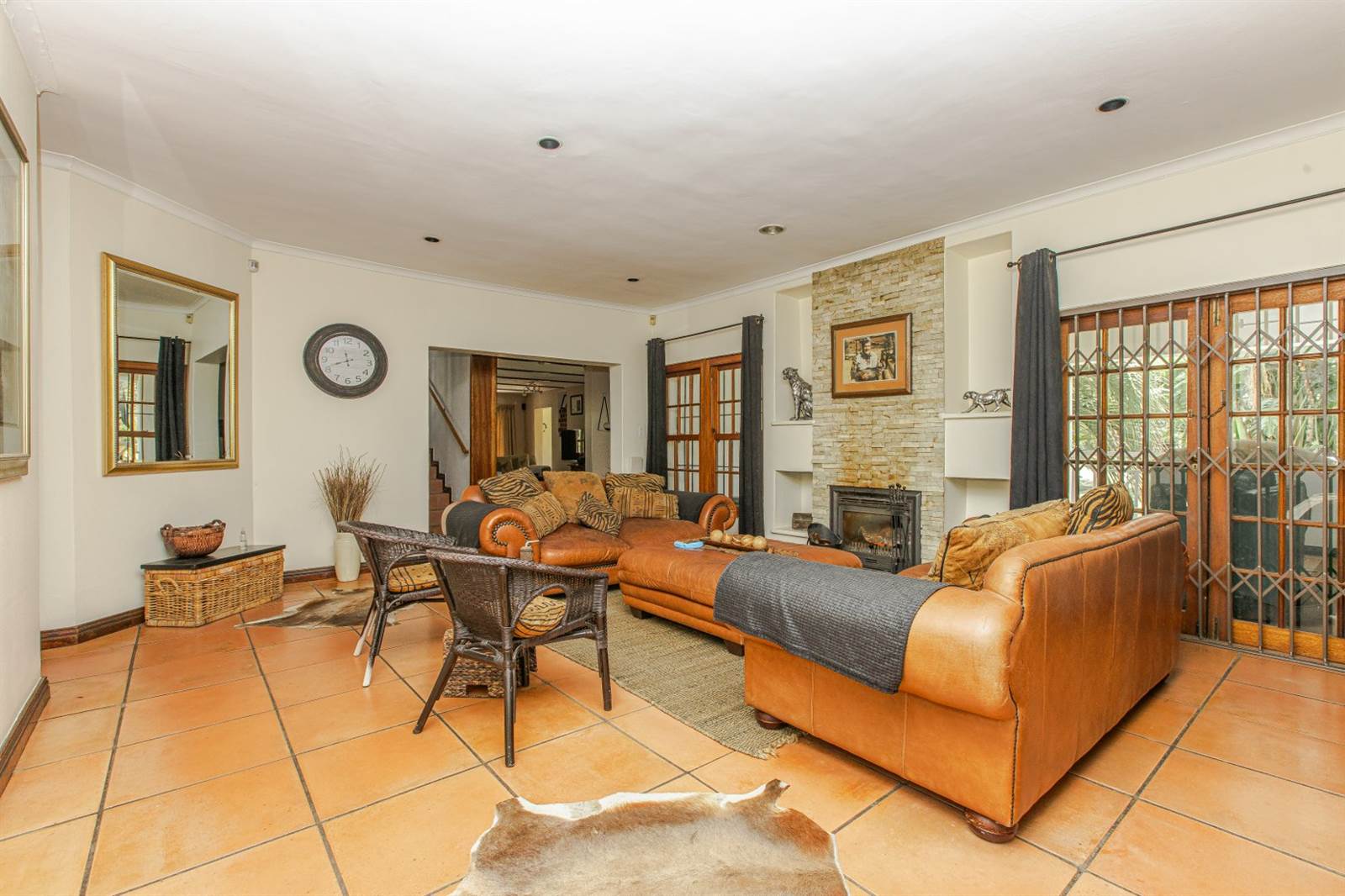 5 Bed House in Randjesfontein photo number 3