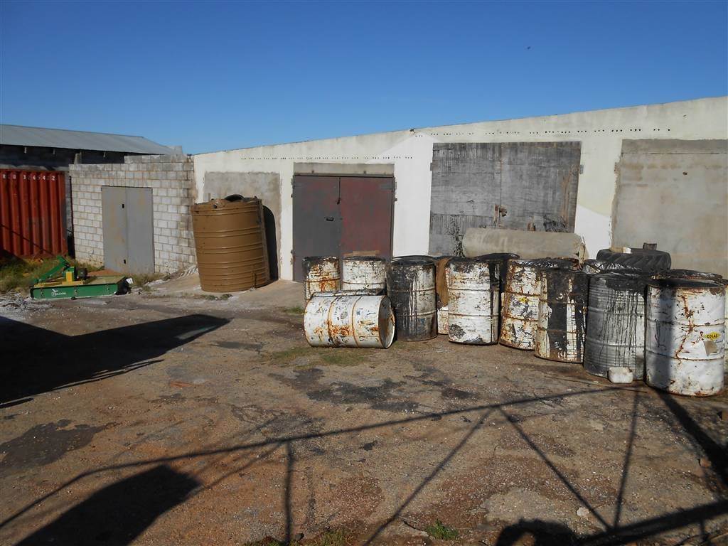 700  m² Industrial space in Humansdorp photo number 4