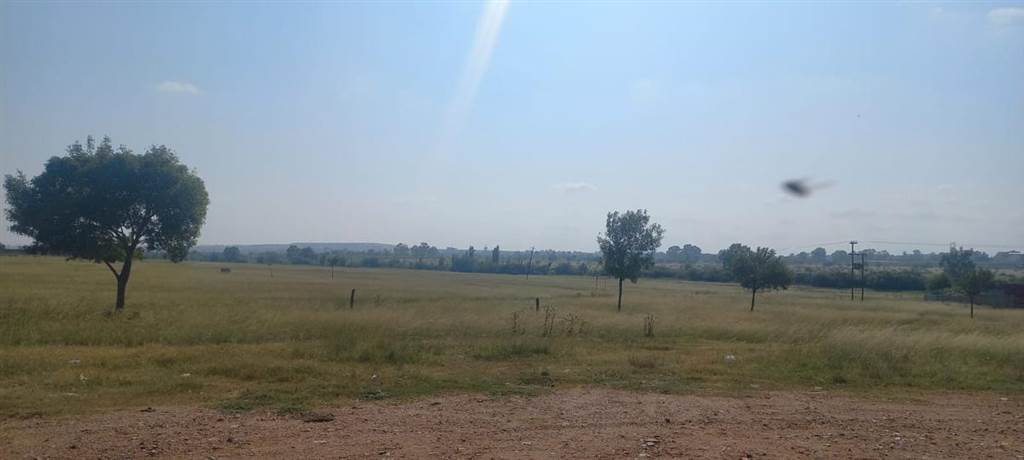 4.4 ha Land available in Kanana photo number 2