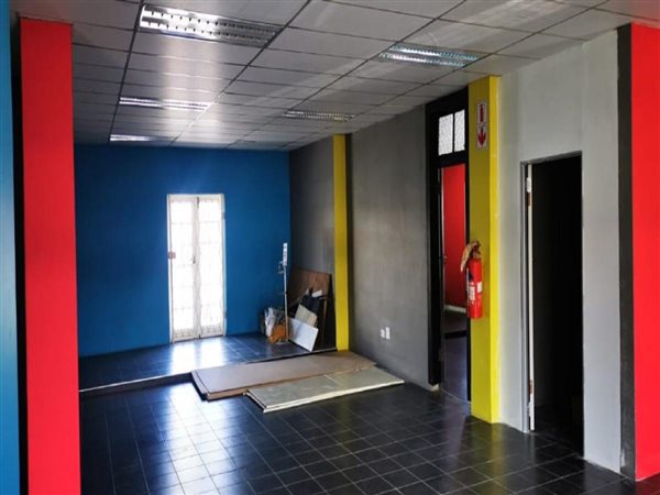 188  m² Office Space