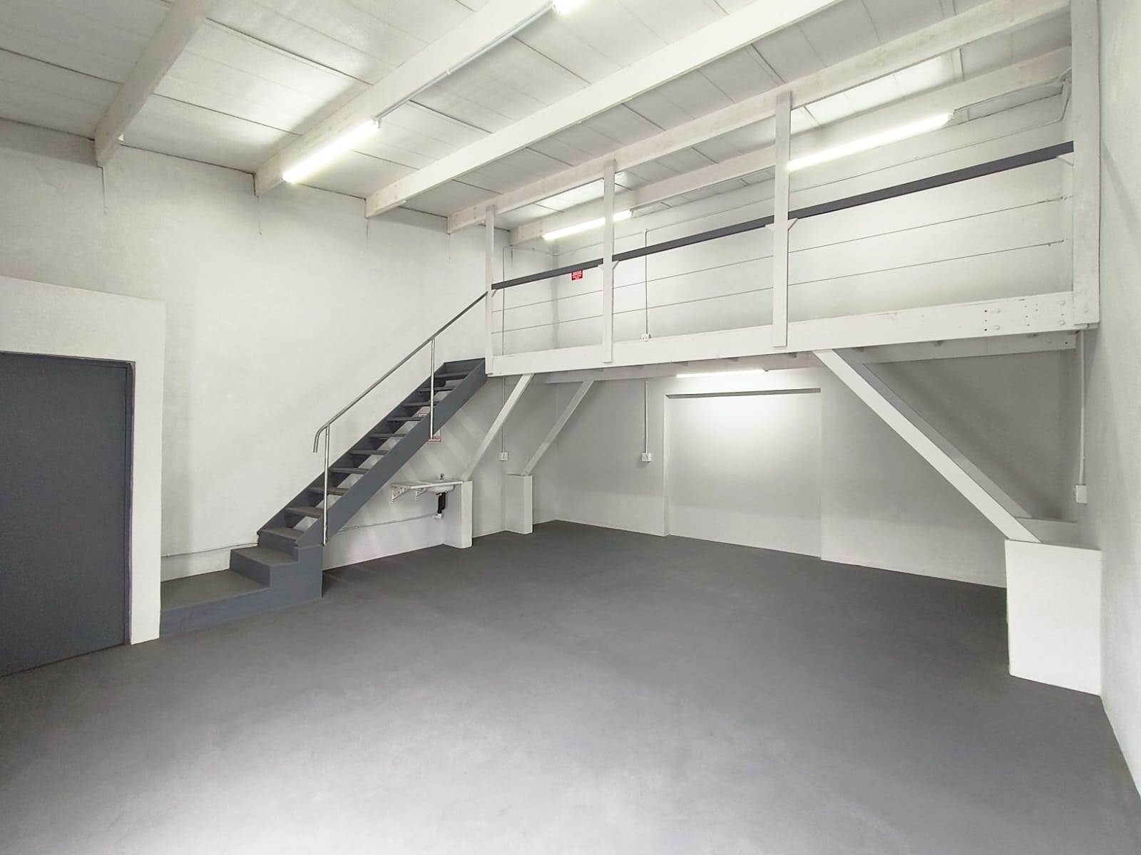 130  m² Commercial space in Alton photo number 7