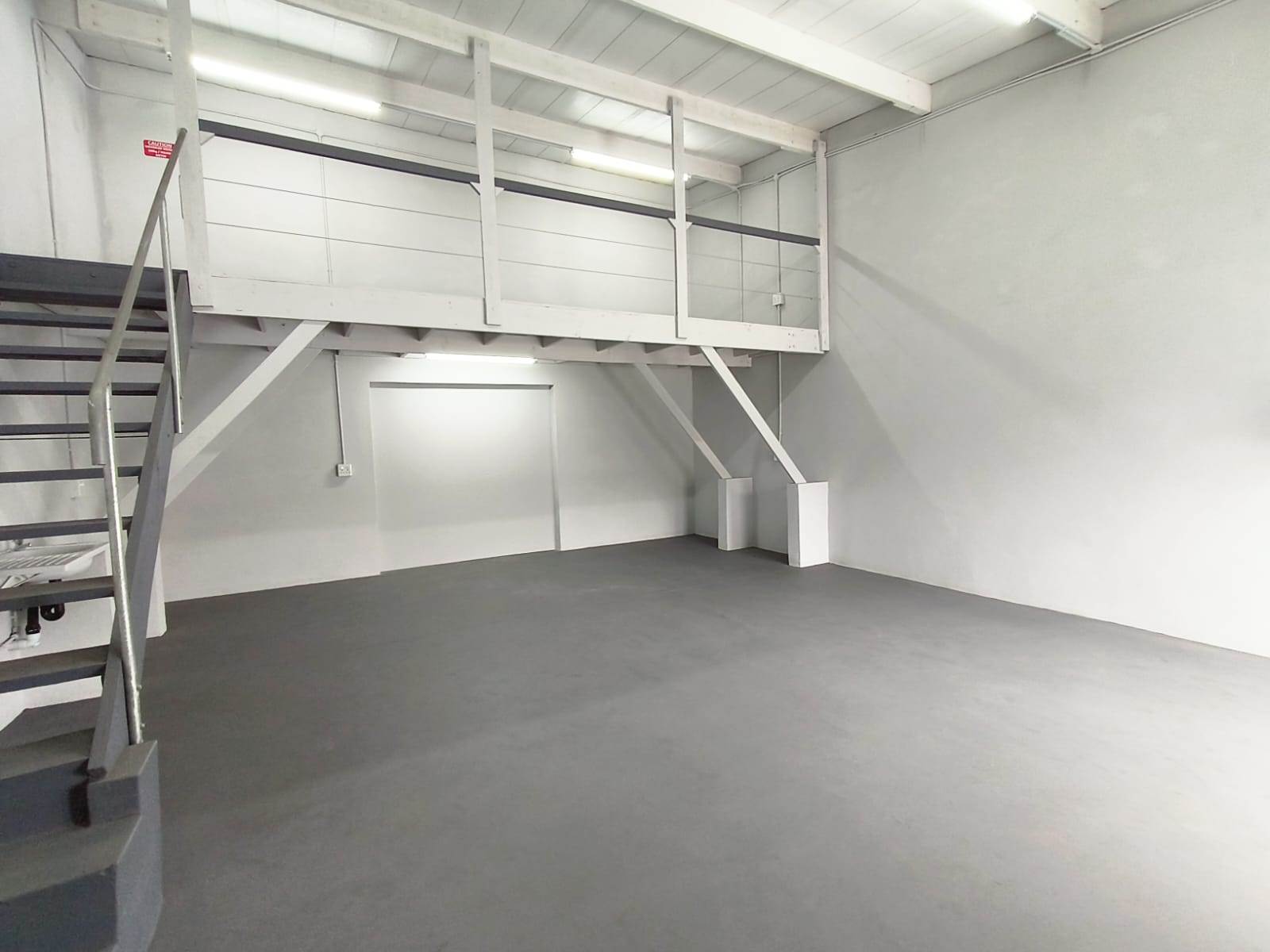130  m² Commercial space in Alton photo number 20