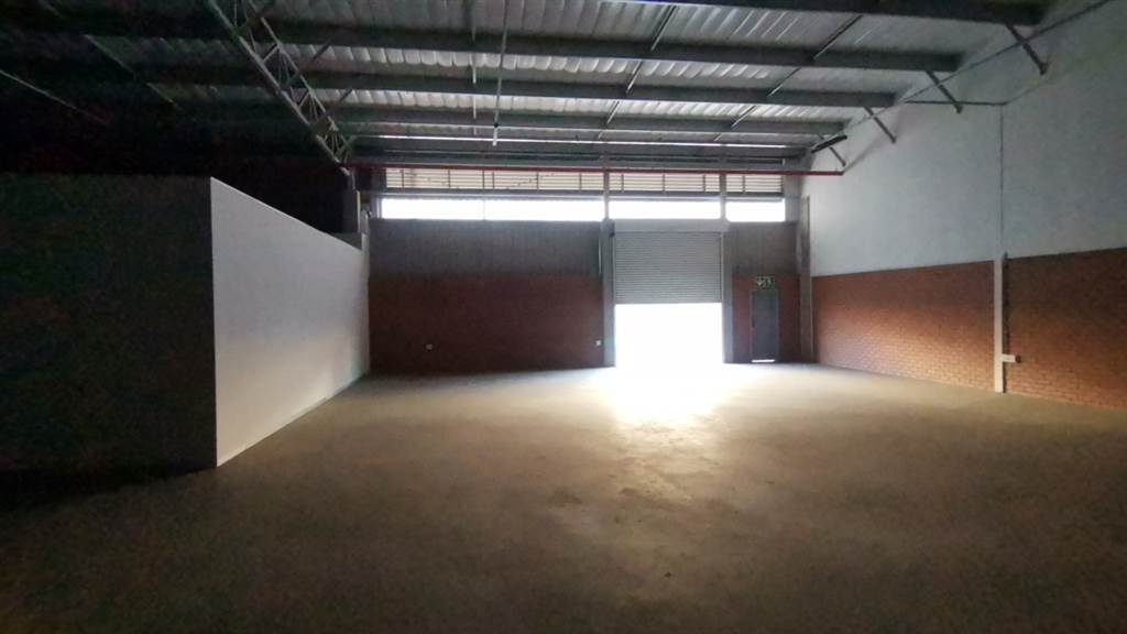 596  m² Industrial space in Olifantsfontein photo number 20