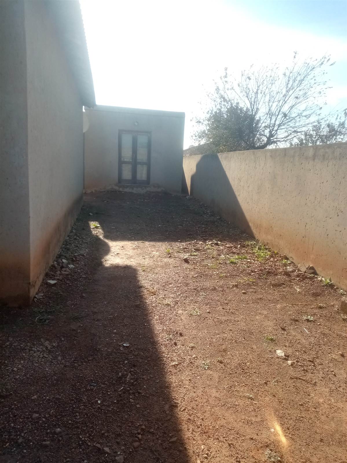 2 Bed House in Orange Farm photo number 16