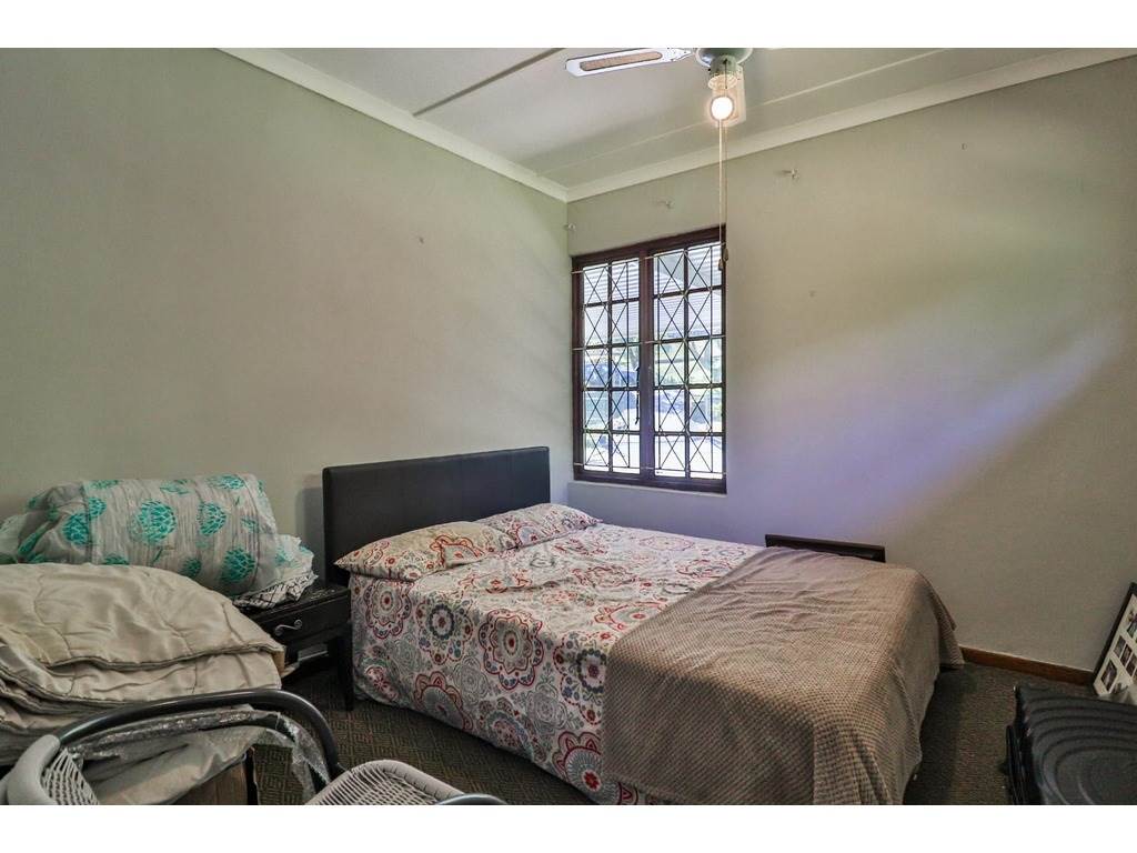 3 Bed Townhouse in Illovo Glen photo number 21