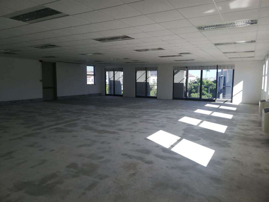 290  m² Office Space in Century City photo number 4