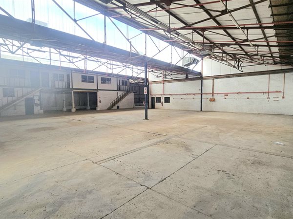 1 072 m² Industrial space 1 072 m² Industrial space