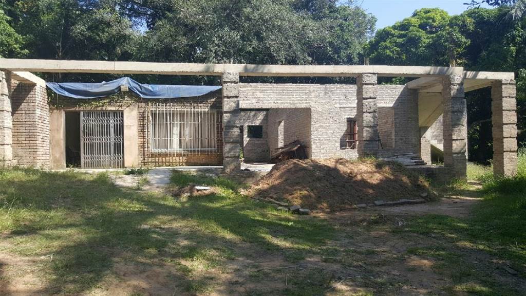 3 Bed House in Umtentweni photo number 1
