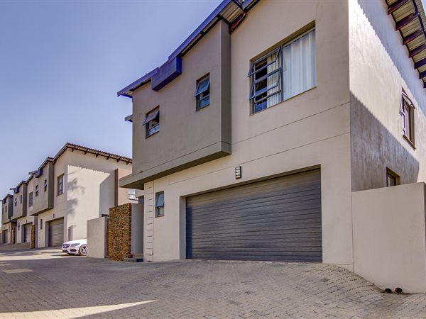 4 Bed Townhouse