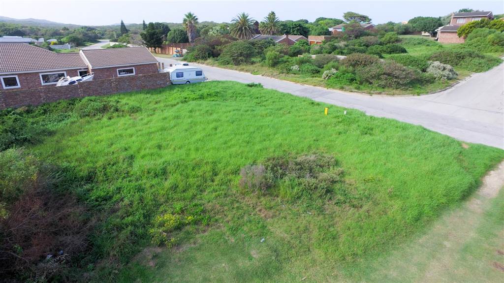 975 m² Land available in Clarendon Marine photo number 4