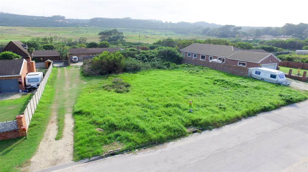 975 m² Land available in Clarendon Marine photo number 3