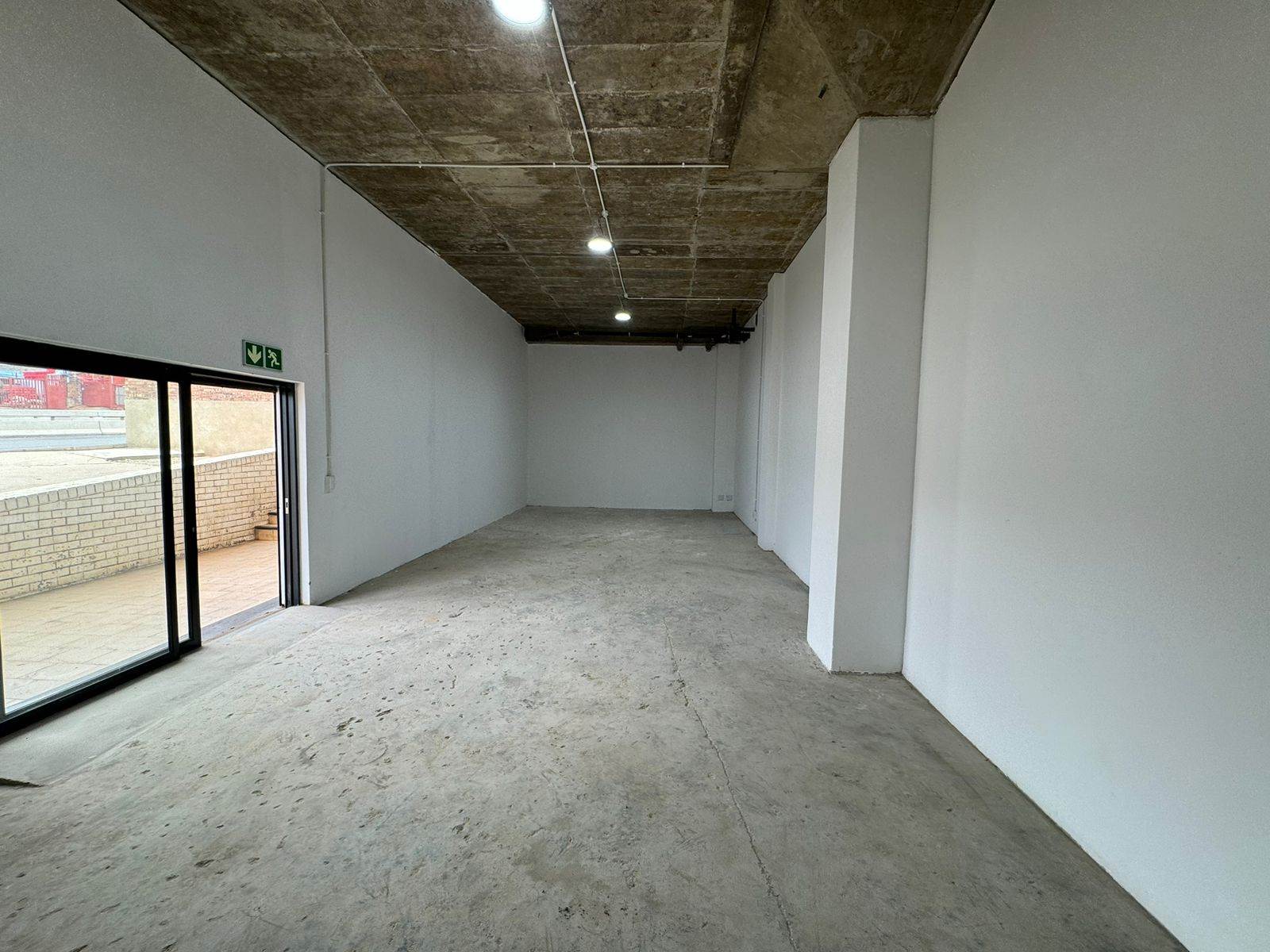 65.6  m² Commercial space in Wynberg photo number 23