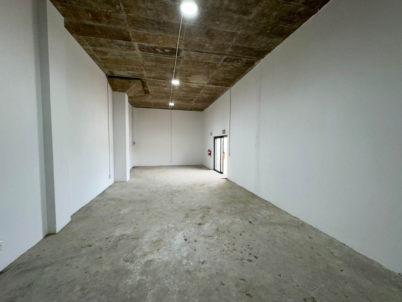 65.6  m² Commercial space in Wynberg photo number 9