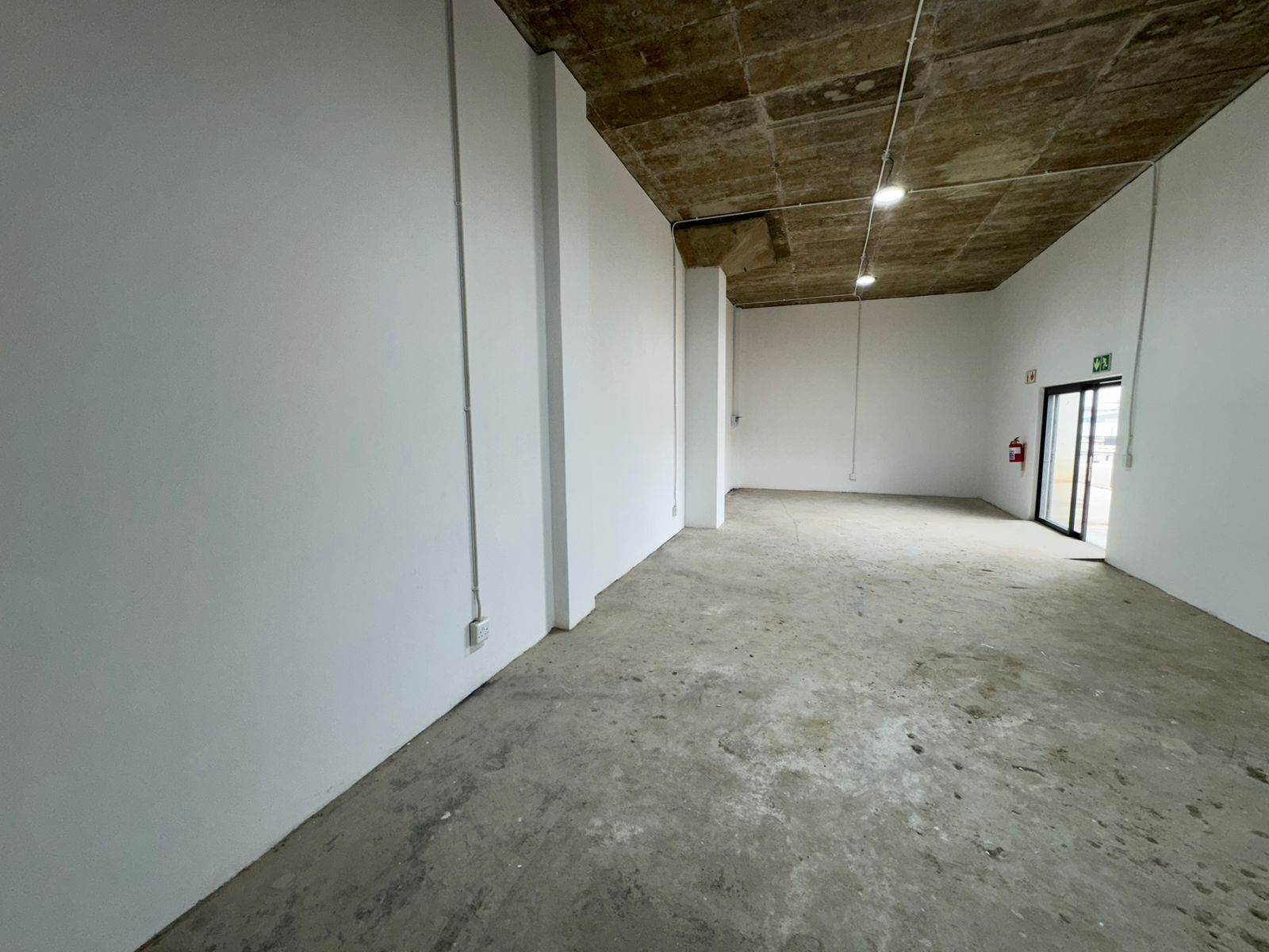 65.6  m² Commercial space in Wynberg photo number 11