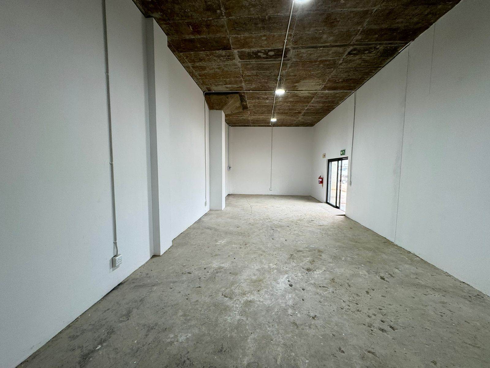 65.6  m² Commercial space in Wynberg photo number 10