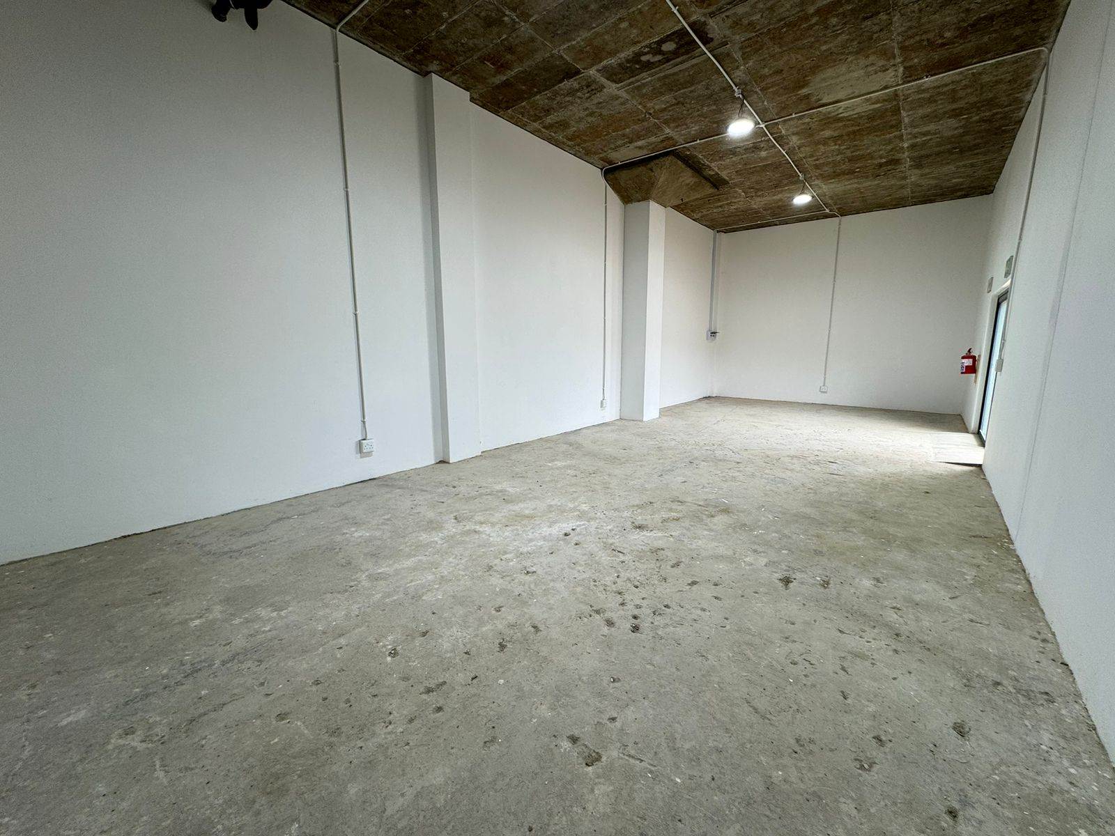 65.6  m² Commercial space in Wynberg photo number 14