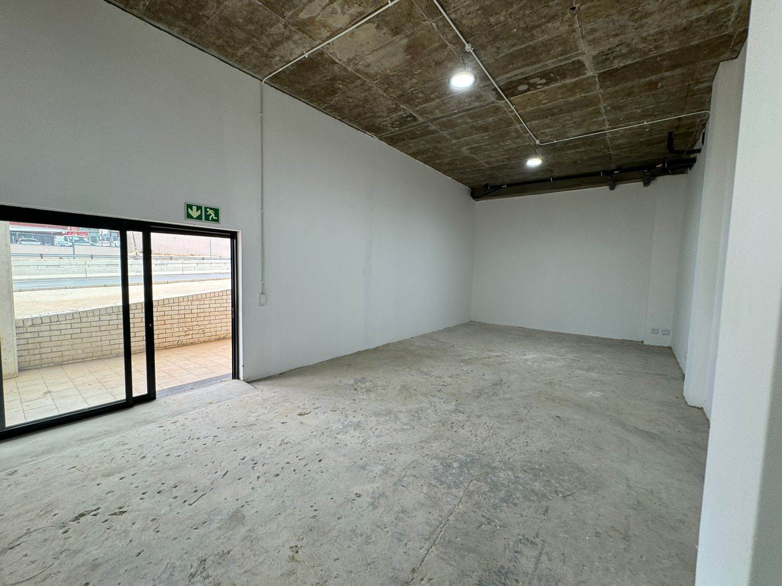 65.6  m² Commercial space in Wynberg photo number 24