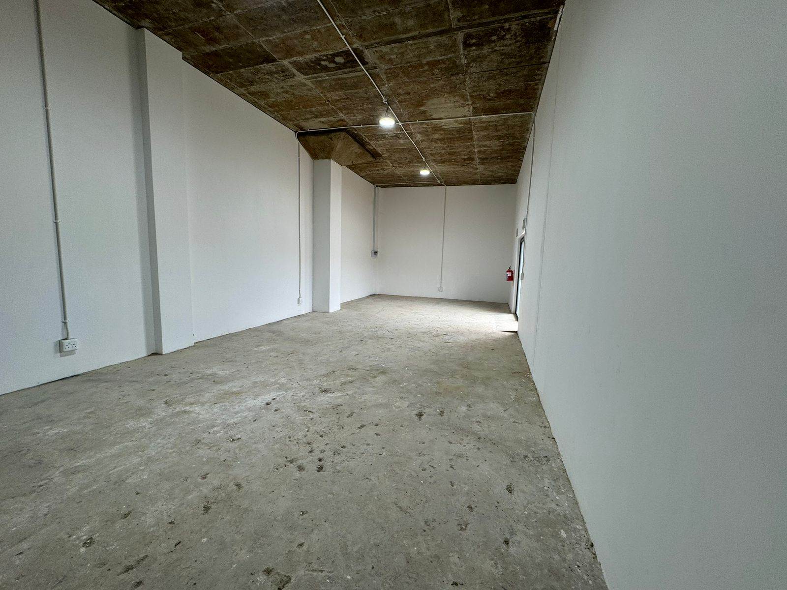 65.6  m² Commercial space in Wynberg photo number 15