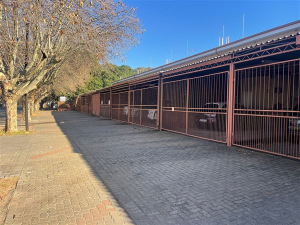 3 Bedroom Duplex 3 Bedroom Duplex