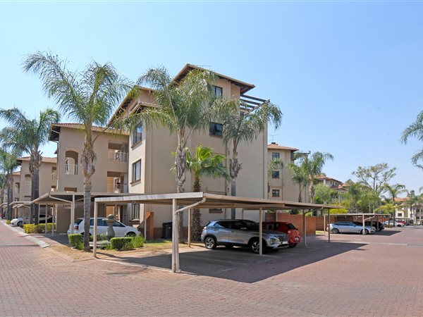 3 Bedroom Apartment 3 Bedroom Apartment