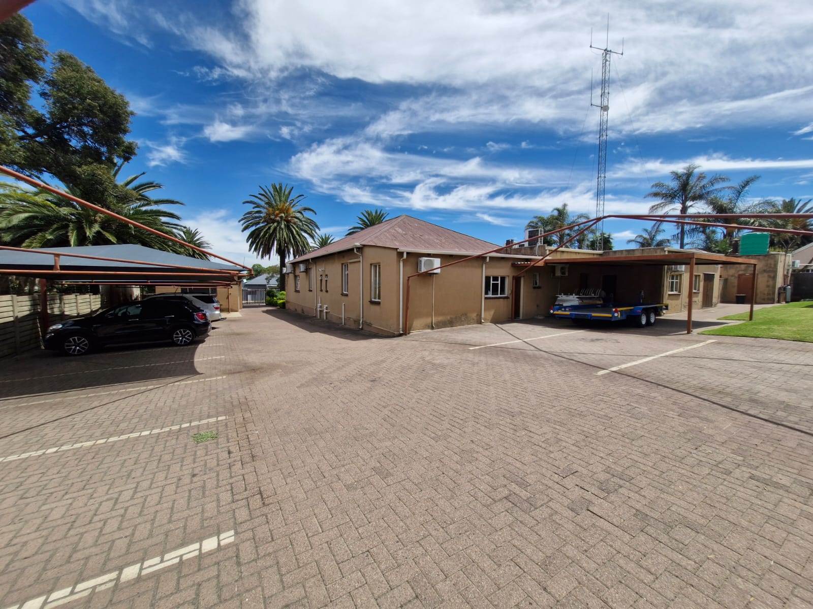 450  m² Industrial space in Witbank Central photo number 1