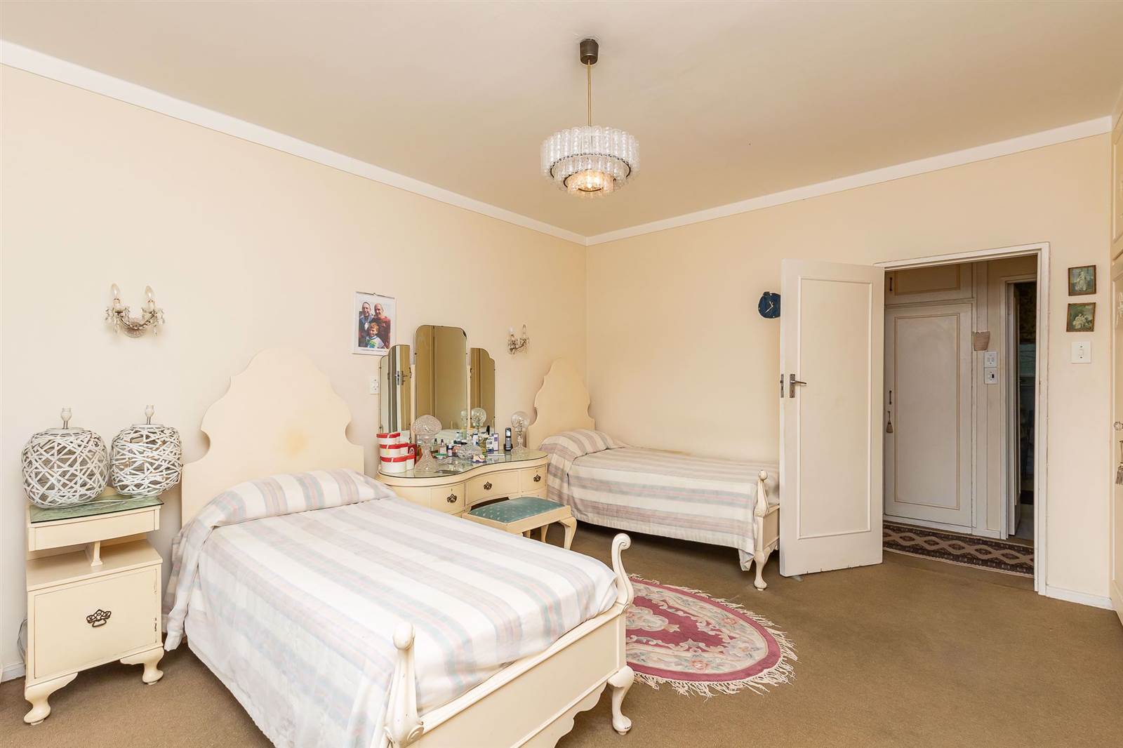 2 Bed Apartment in Kenilworth Upper photo number 17