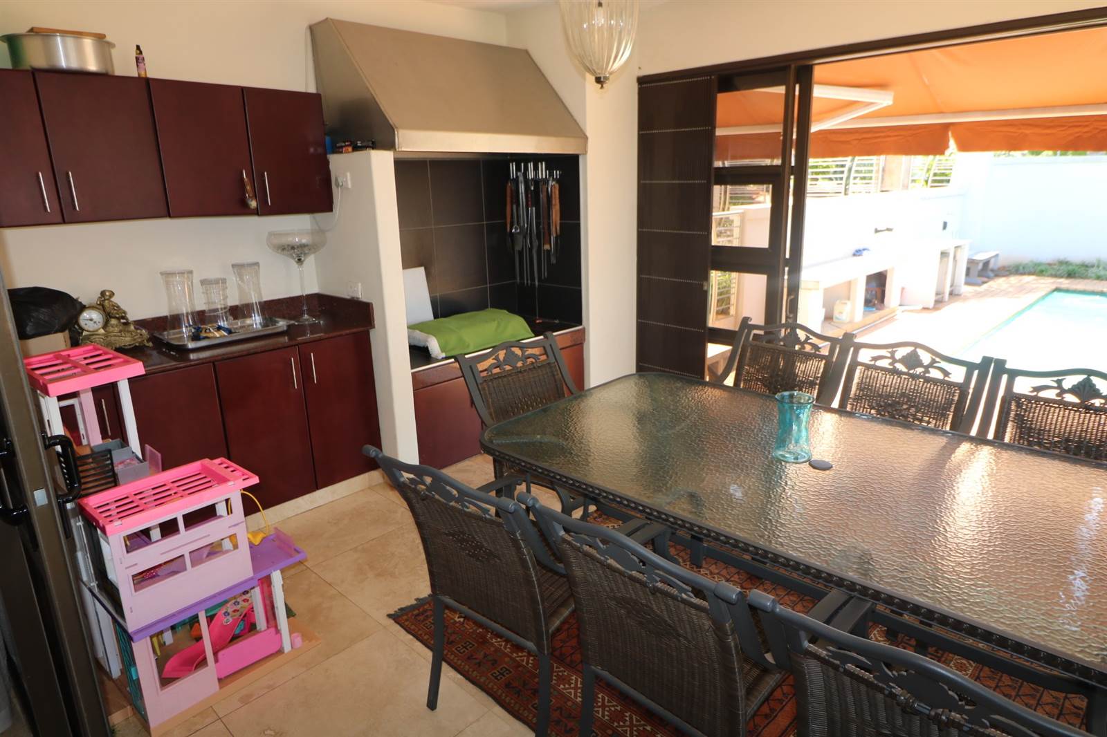 6 Bed House in Umhlanga Rocks photo number 23