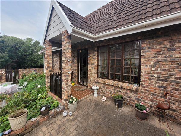 3 Bedroom House 3 Bedroom House