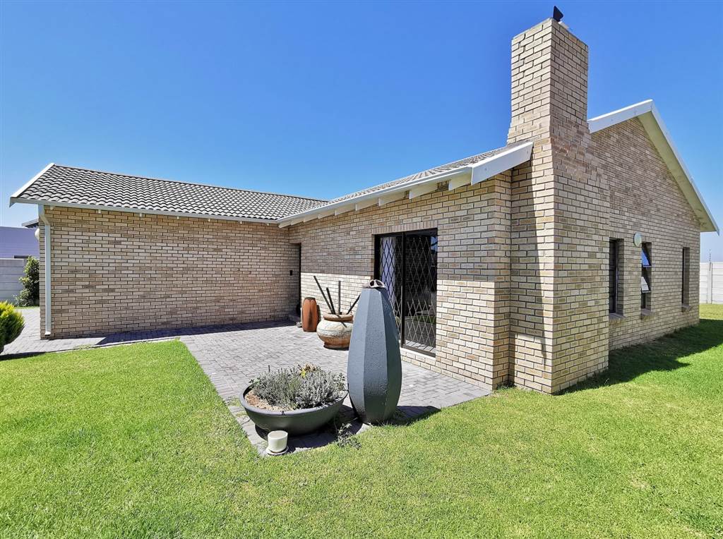 3 Bed House in Pinelands photo number 1