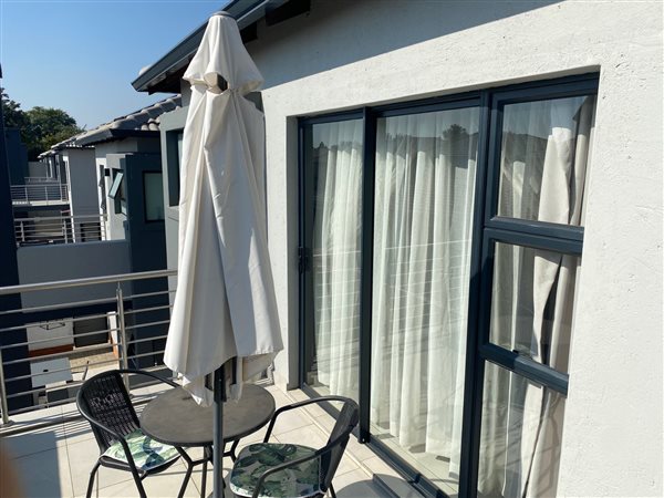 3 Bedroom Duplex 3 Bedroom Duplex
