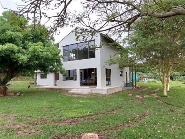 4.9 ha Smallholding 4.9 ha Smallholding