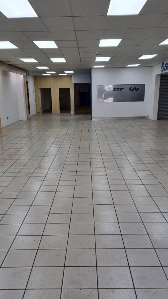 350  m² Retail Space in Pietermaritzburg Central photo number 8