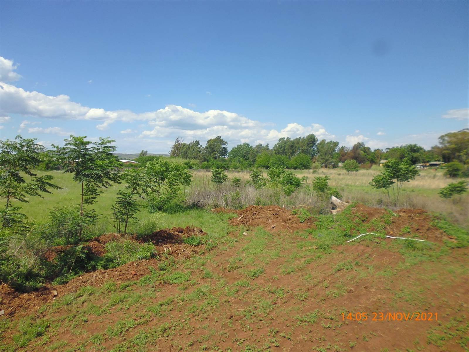 2.4 ha Land available in Willow Park Manor photo number 2