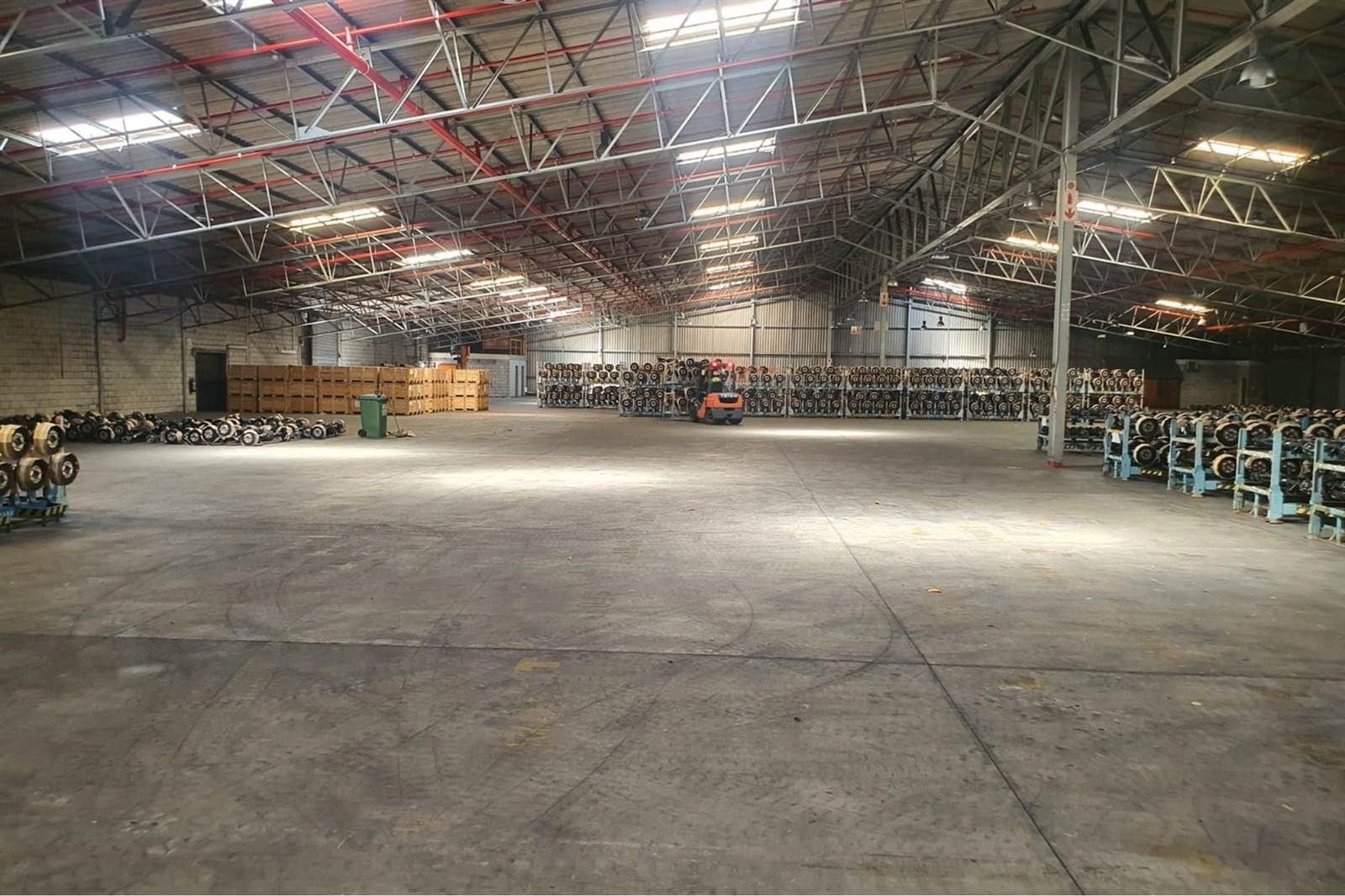 3875  m² Industrial space in Algoa Park photo number 1