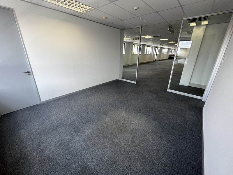 612  m² Office Space in Rivonia photo number 20